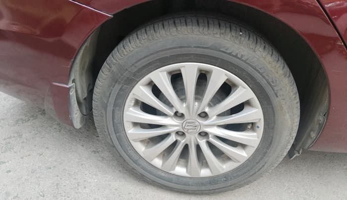 2014 Maruti Ciaz ZXI, Petrol, Manual, 81,514 km, tyre