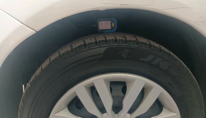 2012 Ford Figo EXI 1.2 PETROL, Petrol, Manual, 1,12,419 km, tyre