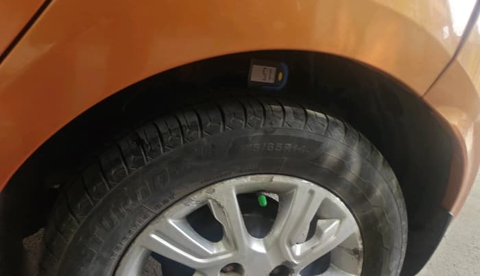 2017 Tata Tiago XZ PETROL, Petrol, Manual, 98,676 km, tyre