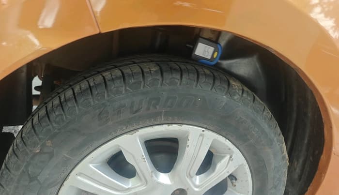 2017 Tata Tiago XZ PETROL, Petrol, Manual, 98,676 km, tyre