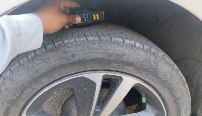 2022 Tata ALTROZ XZ PETROL, Petrol, Manual, 43,346 km, tyre