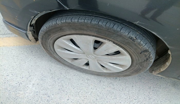 2017 Maruti Ertiga VXI CNG, CNG, Manual, 2,25,012 km, tyre