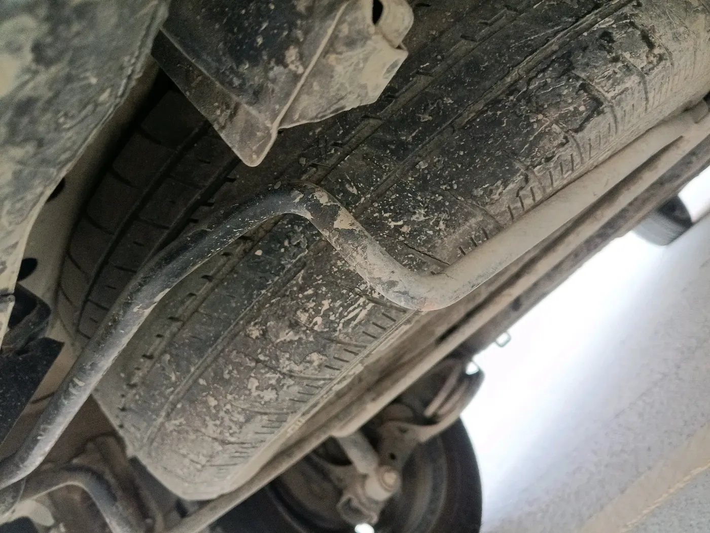 2017 Maruti Ertiga VXI CNG, CNG, Manual, 2,25,012 km, tyre