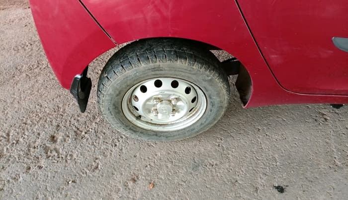 2014 Hyundai Eon D-LITE+, Petrol, Manual, 60,179 km, tyre