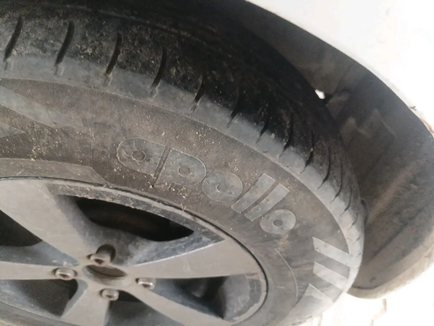 2011 Maruti Ritz VDI ABS, Diesel, Manual, 2,30,151 km, tyre