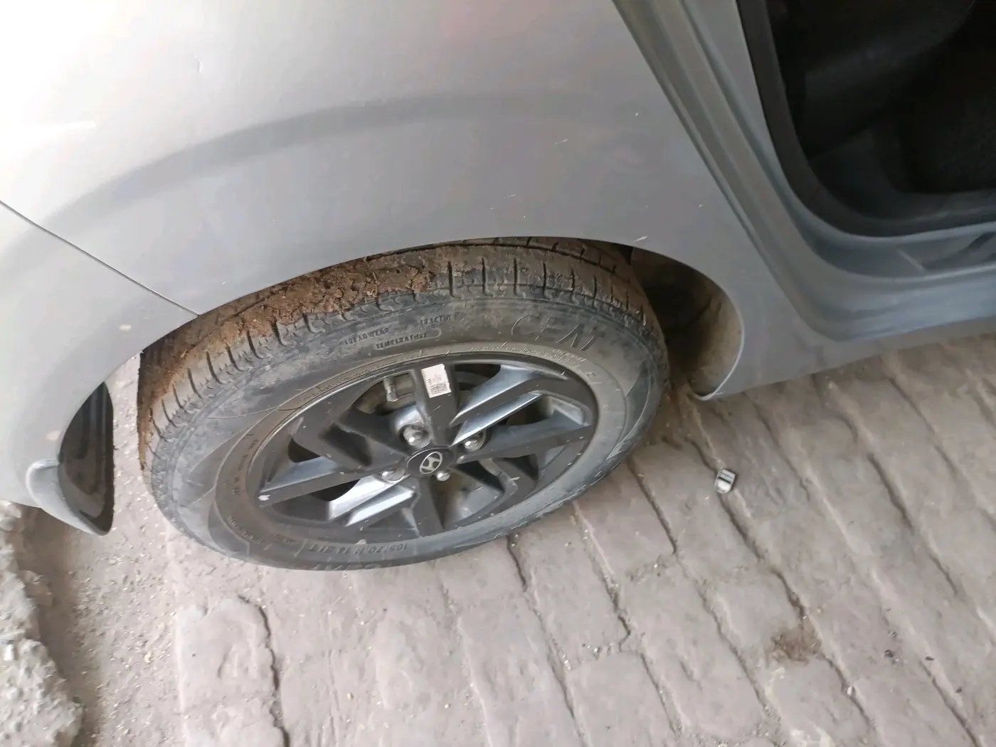 2021 Hyundai GRAND I10 NIOS SPORTZ 1.2 KAPPA VTVT CNG, CNG, Manual, 72,400 km, tyre