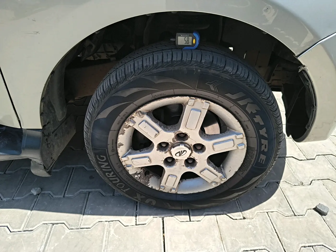 2013 Mahindra Quanto C8, Diesel, Manual, 1,05,686 km, tyre
