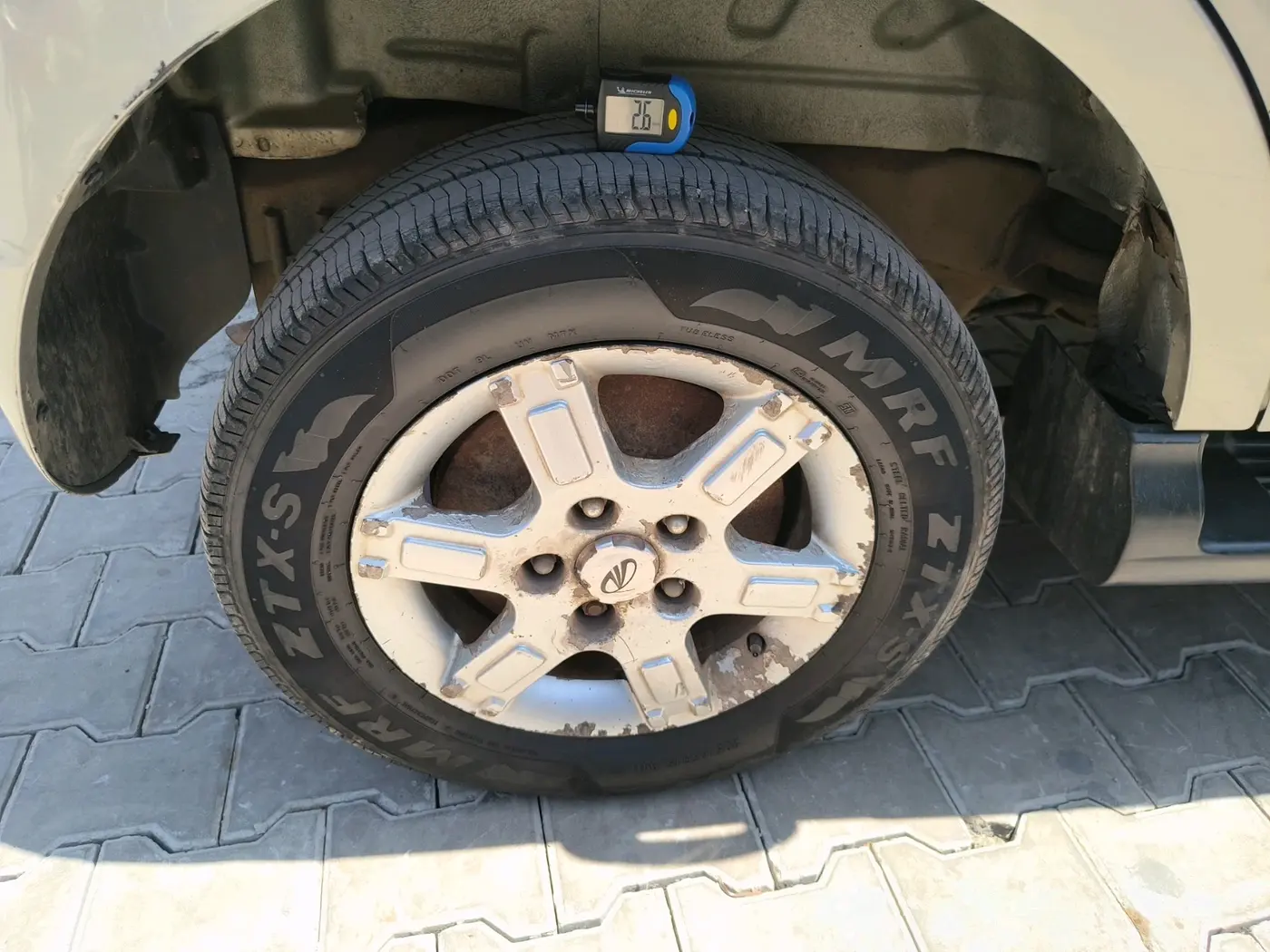 2013 Mahindra Quanto C8, Diesel, Manual, 1,05,686 km, tyre