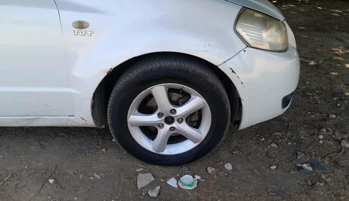 2011 Maruti SX4 VXI CNG, Petrol, Manual, 1,69,998 km, tyre