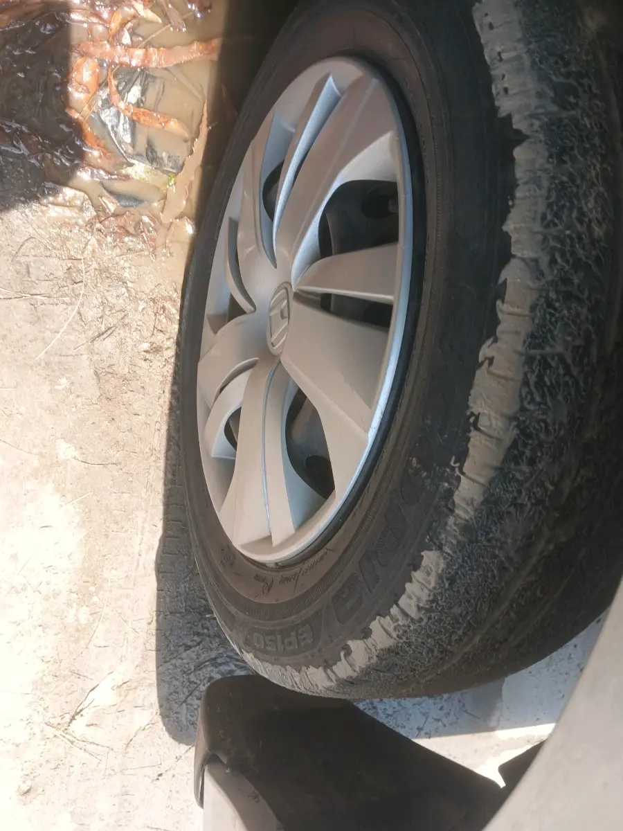 2019 Honda Amaze 1.2L I-VTEC S, Petrol, Manual, 69,119 km, tyre