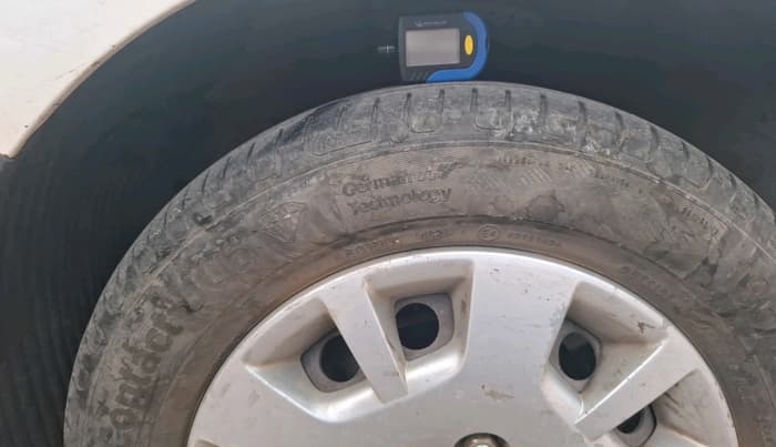 2012 Hyundai i20 MAGNA 1.2, Petrol, Manual, 1,56,808 km, tyre