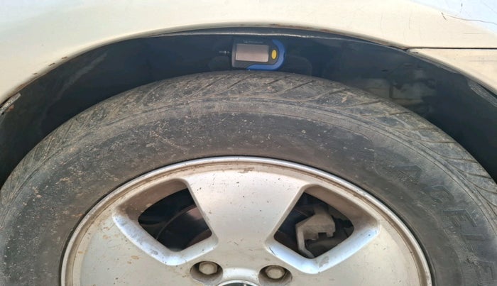 2010 Chevrolet Aveo LT 1.6, Petrol, Manual, 85,320 km, tyre