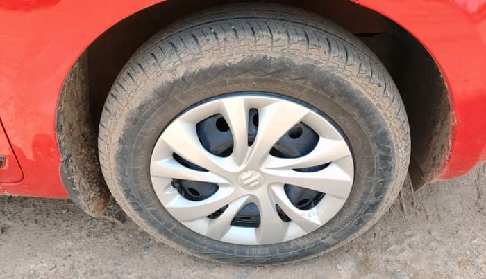 2024 Maruti Swift VXi, Petrol, Manual, 26,247 km, tyre