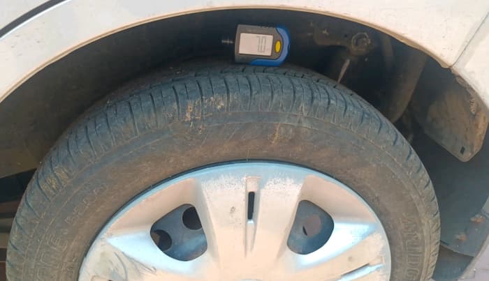 2012 Maruti Wagon R 1.0 VXI, CNG, Manual, 50,901 km, tyre