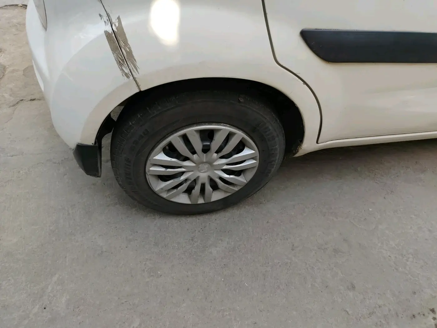 2011 Maruti Ritz VDI, Diesel, Manual, 1,52,739 km, tyre