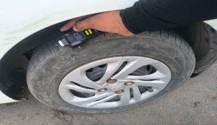 2020 Hyundai AURA S 1.2 CNG, CNG, Manual, 80,100 km, tyre