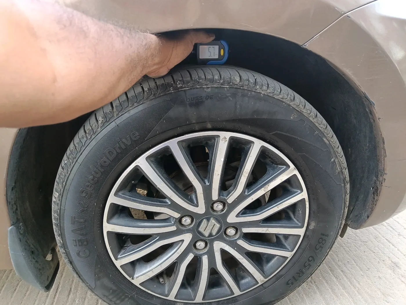 2017 Maruti Dzire ZDI PLUS, Diesel, Manual, 84,679 km, tyre