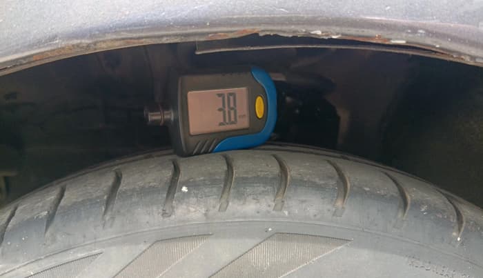 2013 Hyundai i10 SPORTZ 1.2, Petrol, Manual, 51,841 km, tyre