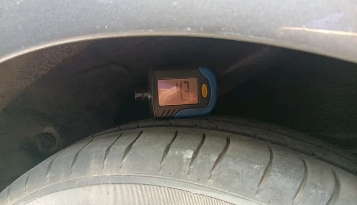 2013 Hyundai i10 SPORTZ 1.2, Petrol, Manual, 51,841 km, tyre