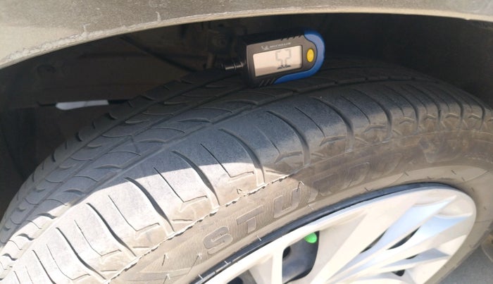 2021 Maruti Ertiga VXI CNG, CNG, Manual, 1,02,514 km, tyre
