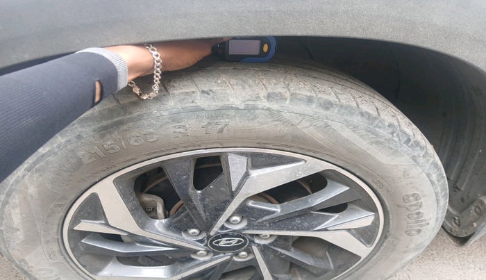 2022 Hyundai Creta SX (O) AT 1.5 DIESEL, Diesel, Automatic, 44,408 km, tyre