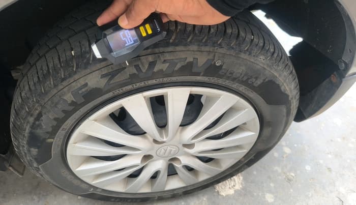 2021 Maruti Baleno DELTA PETROL 1.2, Petrol, Manual, 20,704 km, tyre
