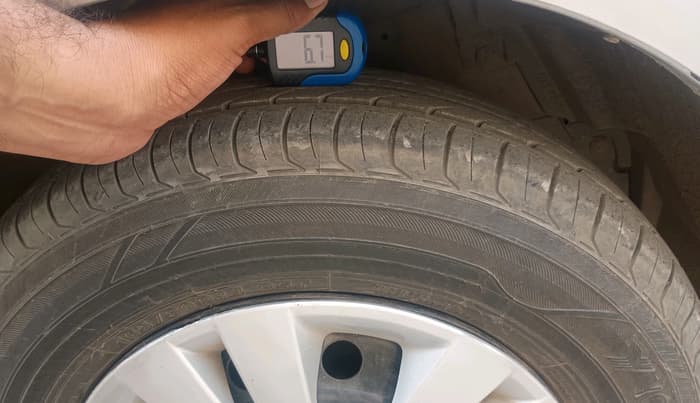 2012 Maruti Swift Dzire VXI, Petrol, Manual, 78,960 km, tyre