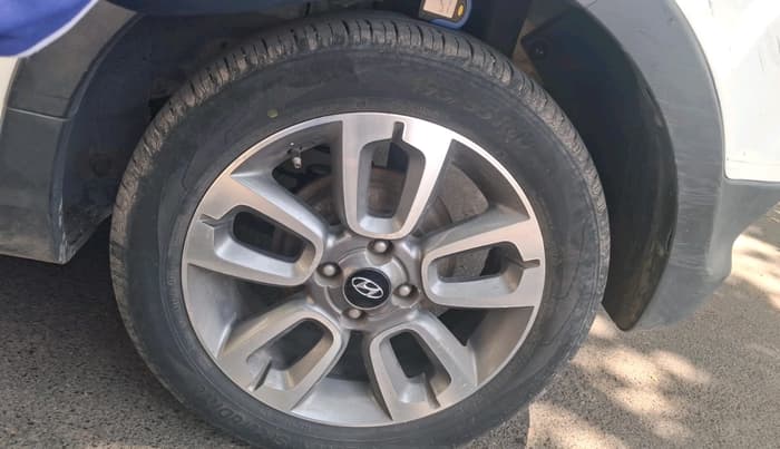 2016 Hyundai i20 Active 1.4 SX, Diesel, Manual, 1,65,900 km, tyre