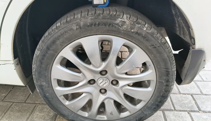 2017 Maruti Baleno ALPHA PETROL 1.2, Petrol, Manual, 82,742 km, tyre