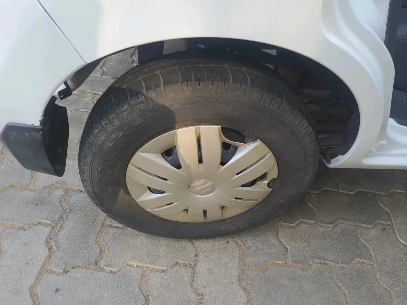 2013 Maruti Alto 800 LXI, Petrol, Manual, 41,216 km, tyre