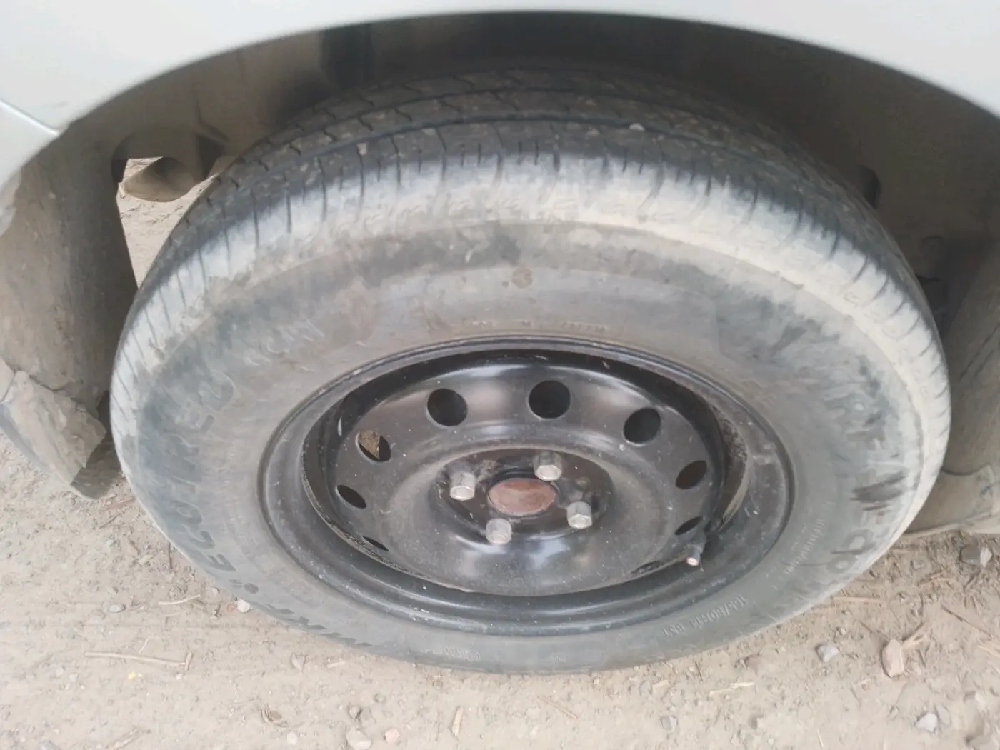 2024 Maruti Swift VXi, Petrol, Manual, 20,055 km, tyre