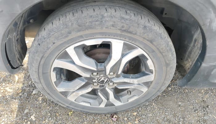 2017 Honda WR-V 1.5L I-DTEC VX MT, Diesel, Manual, 1,42,356 km, tyre