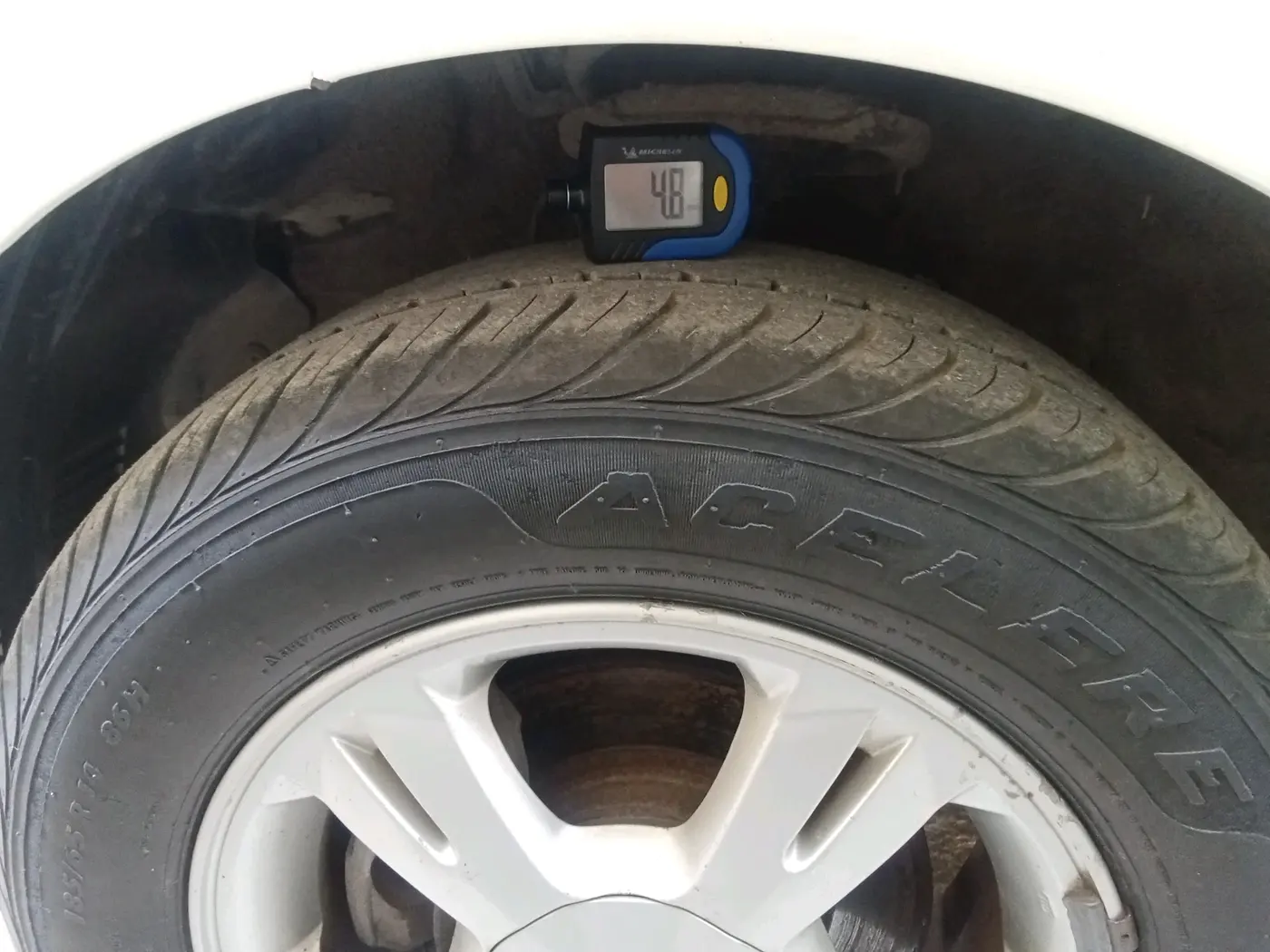 2011 Hyundai i20 ASTA 1.2, Petrol, Manual, 43,757 km, tyre