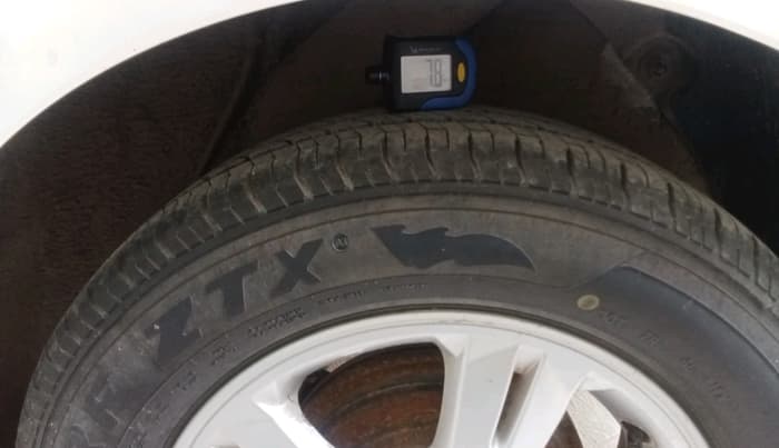 2011 Hyundai i20 ASTA 1.2, Petrol, Manual, 43,757 km, tyre
