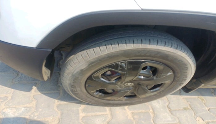 2025 Tata PUNCH Adventure Plus (S) iCNG, CNG, Manual, 11,084 km, tyre
