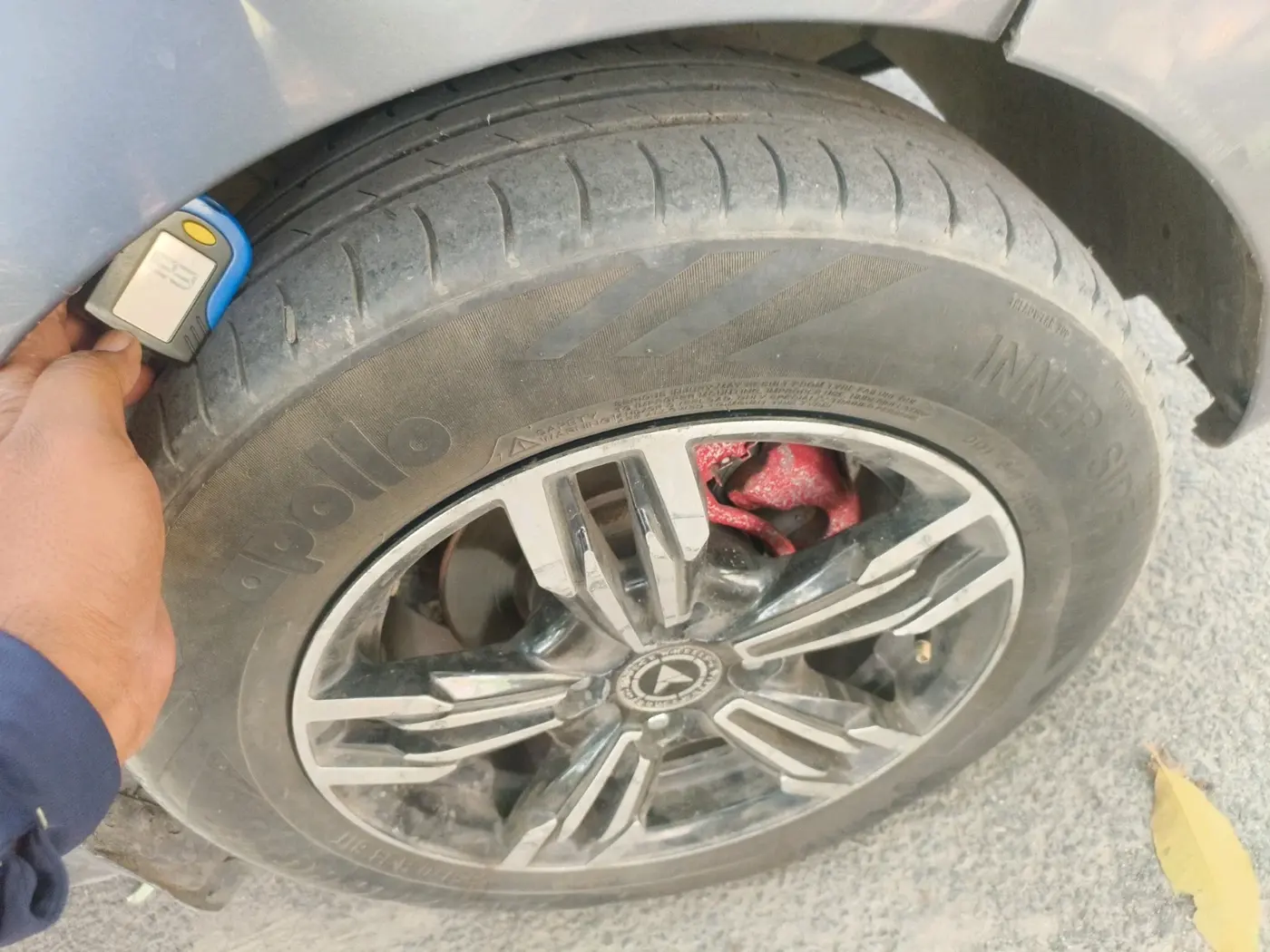 2018 Hyundai NEW SANTRO SPORTZ CNG, CNG, Manual, 2,09,660 km, tyre