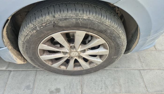 2012 Maruti Ertiga ZDI, Diesel, Manual, 1,01,347 km, tyre