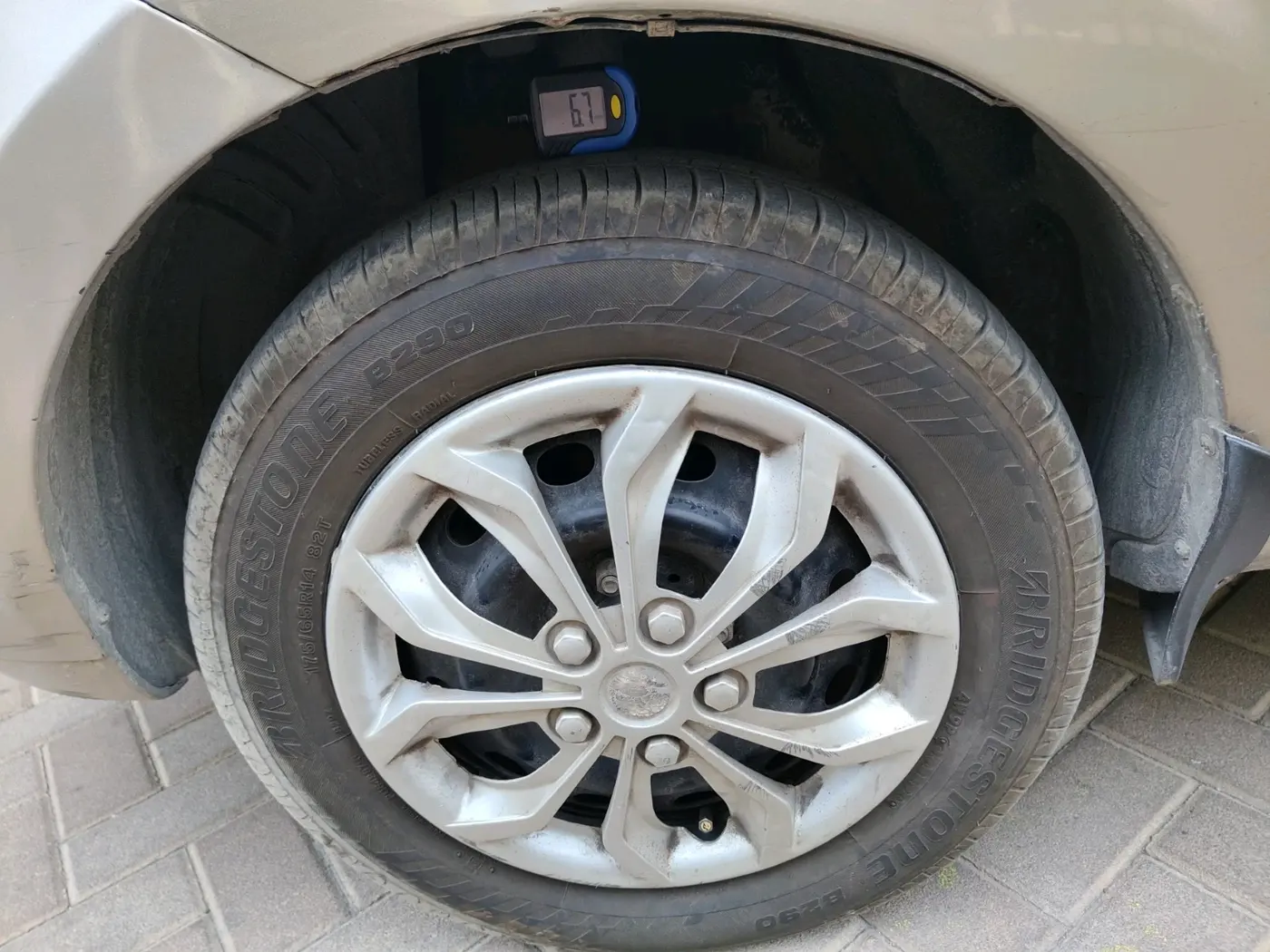 2015 Tata Bolt XM REVOTRON, Petrol, Manual, 83,723 km, tyre