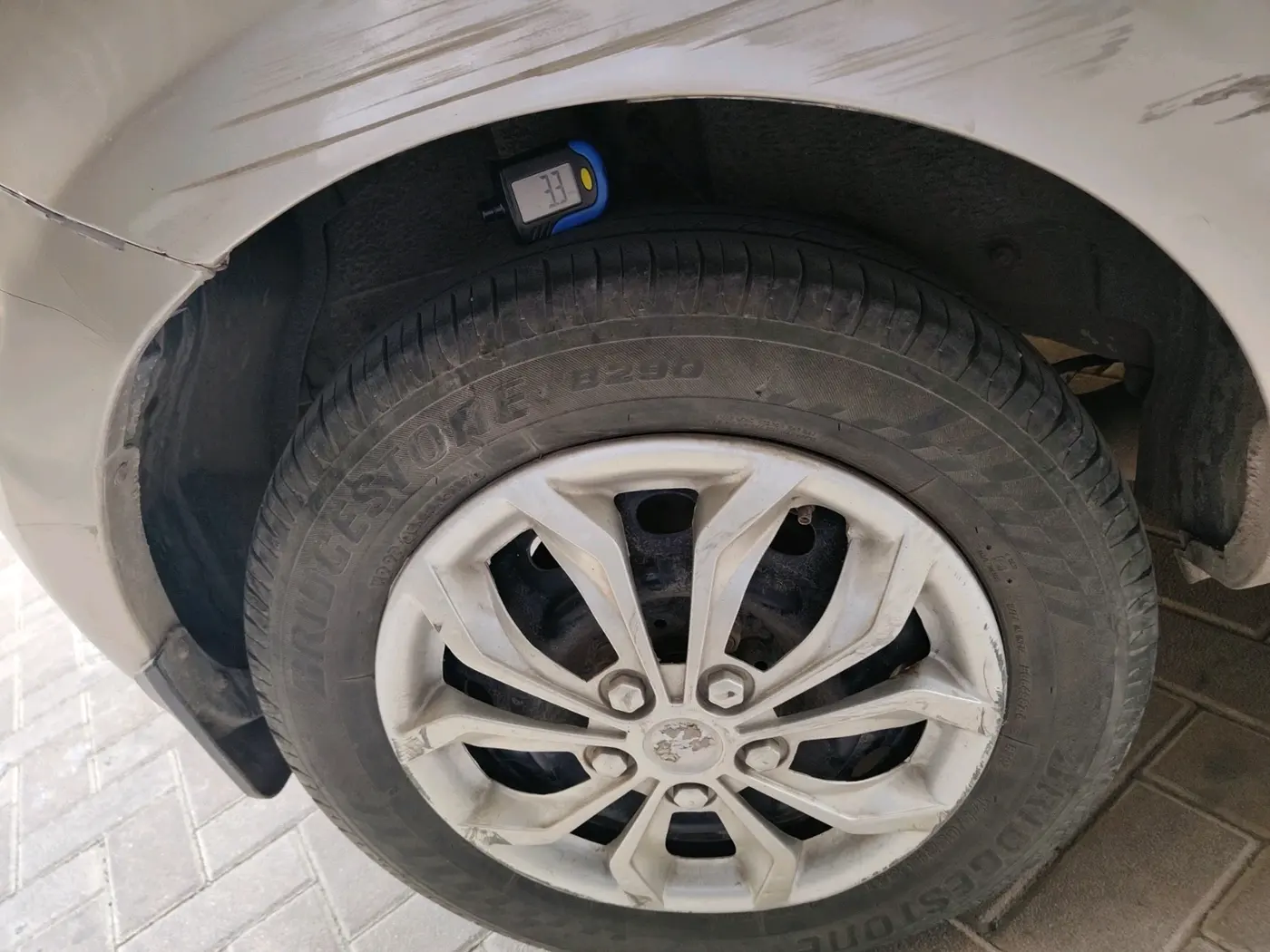 2015 Tata Bolt XM REVOTRON, Petrol, Manual, 83,723 km, tyre