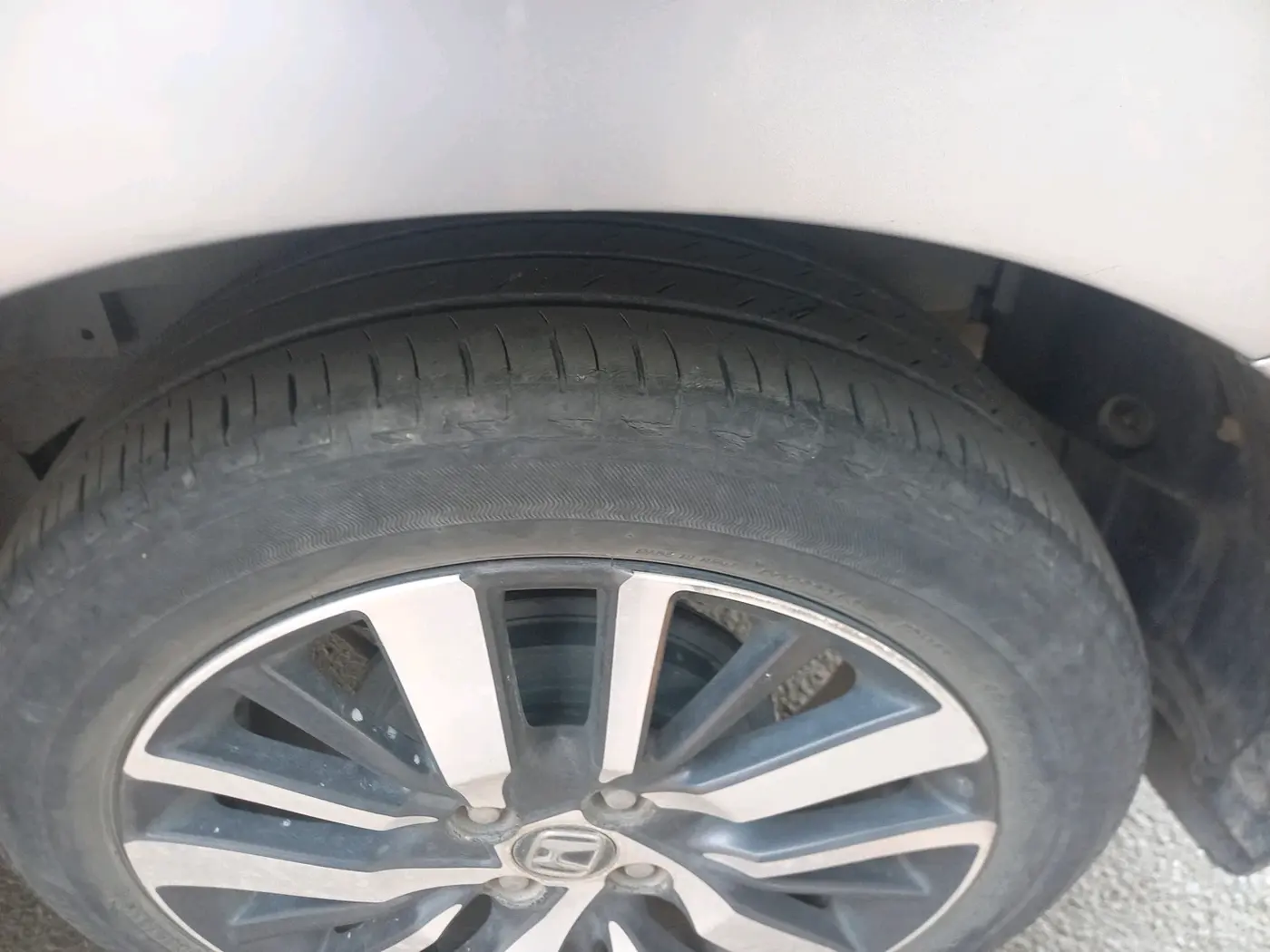 2020 Honda City 1.5L I-VTEC ZX CVT, Petrol, Automatic, 24,235 km, tyre