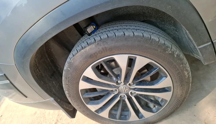 2021 MG HECTOR PLUS SHARP 1.5 PETROL TURBO DCT 6-STR, Petrol, Automatic, 94,553 km, tyre