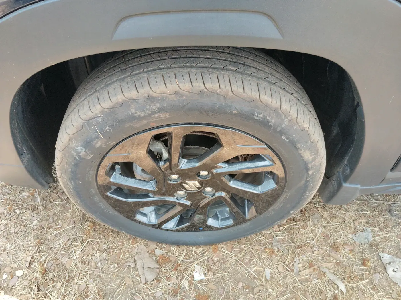 2024 Maruti FRONX DELTA PLUS 1.2MT, Petrol, Manual, 19,760 km, tyre