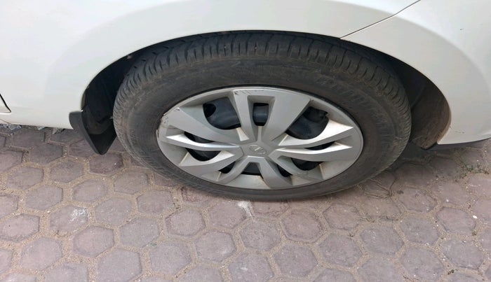 2017 Tata Zest XMS PETROL, Petrol, Manual, 38,773 km, tyre