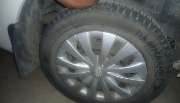 2011 Toyota Etios G, Petrol, Manual, 88,764 km, tyre