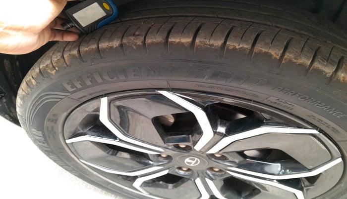 2025 Tata Curvv Accomplished S 1.2 Petrol 6MT, Petrol, Manual, 23,418 km, tyre