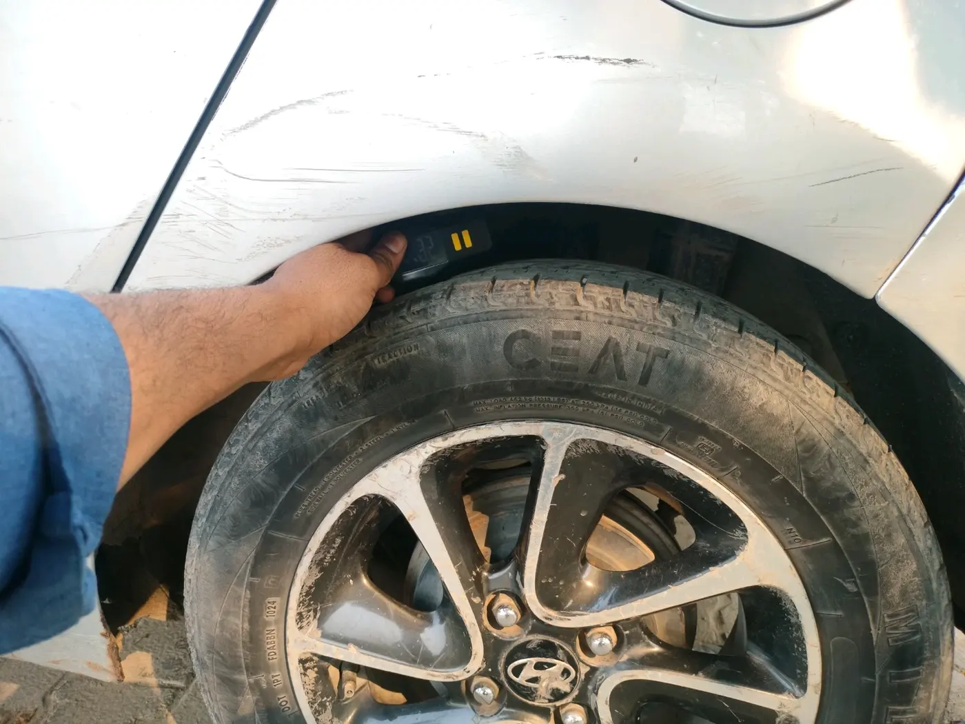 2018 Hyundai Grand i10 ASTA 1.2 KAPPA VTVT, CNG, Manual, 1,46,710 km, tyre