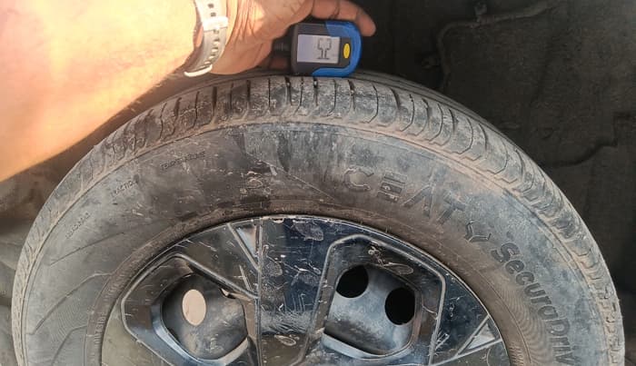 2022 Tata PUNCH ADVENTURE MT, Petrol, Manual, 41,911 km, tyre