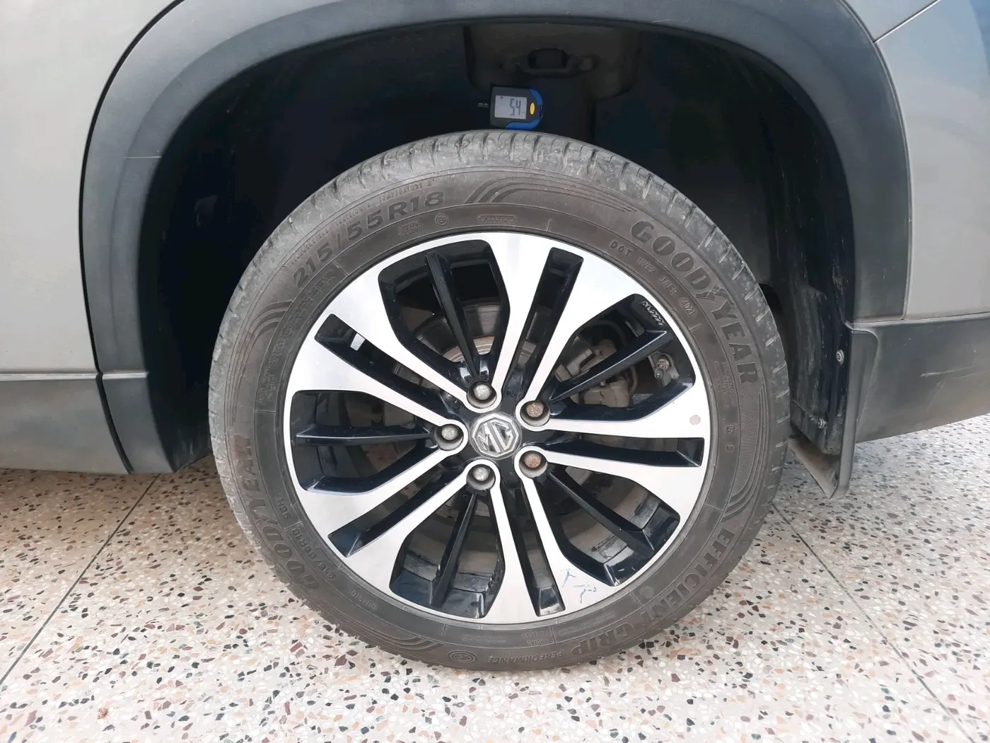 2021 MG HECTOR SHARP HYBRID 1.5 PETROL, Petrol, Manual, 28,750 km, tyre