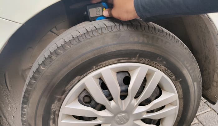 2019 Maruti Dzire VXI, Petrol, Manual, 66,986 km, tyre