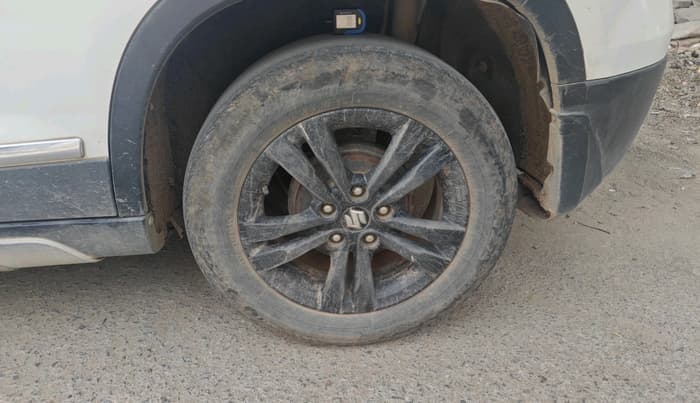 2019 Maruti Vitara Brezza ZDI, Diesel, Manual, 1,10,313 km, tyre